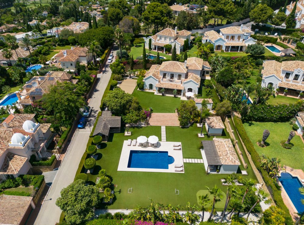 Villa Paraiso 8 El Paraiso New Golden Mile Estepona Marbella