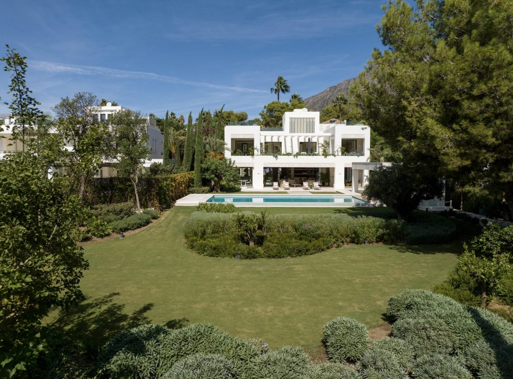 Villa Ana Altos Reales 2 Marbella Golden Mile