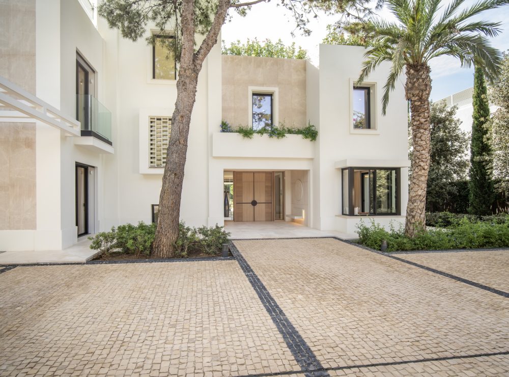 Villa Ana Altos Reales 2 Marbella Golden Mile