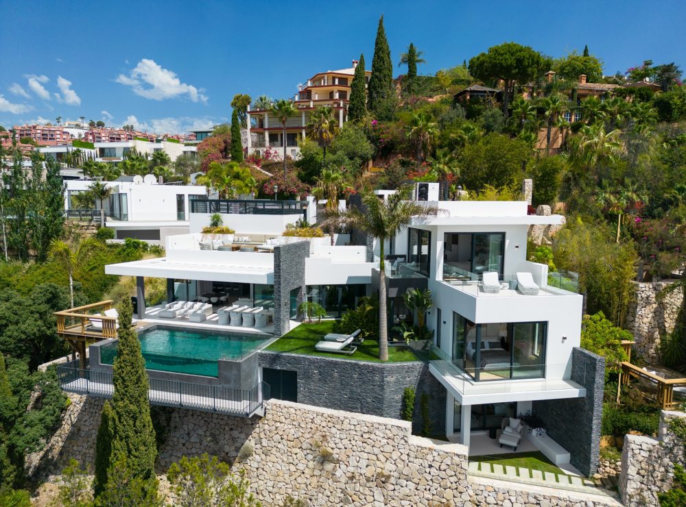 Villa Herrojo 85 El Herrojo Benahavis Marbella sea views