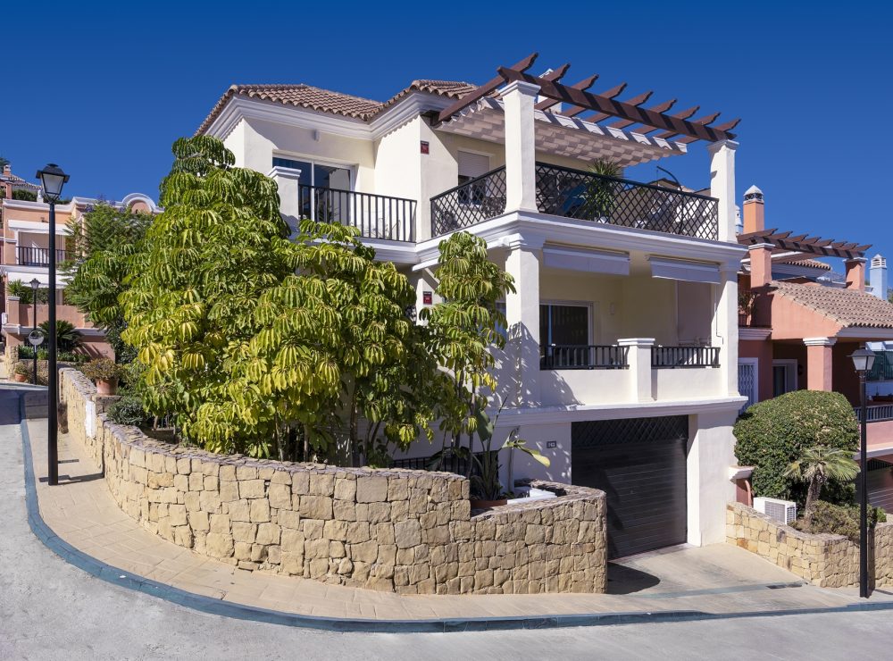Townhouse Andra Brisas del Sur Nueva Andalucia Marbella