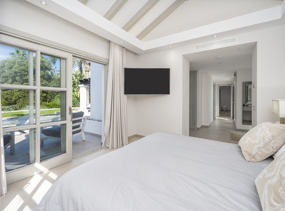 Villa Elegante Los Naranjos Golf Nueva Andalucia Marbella