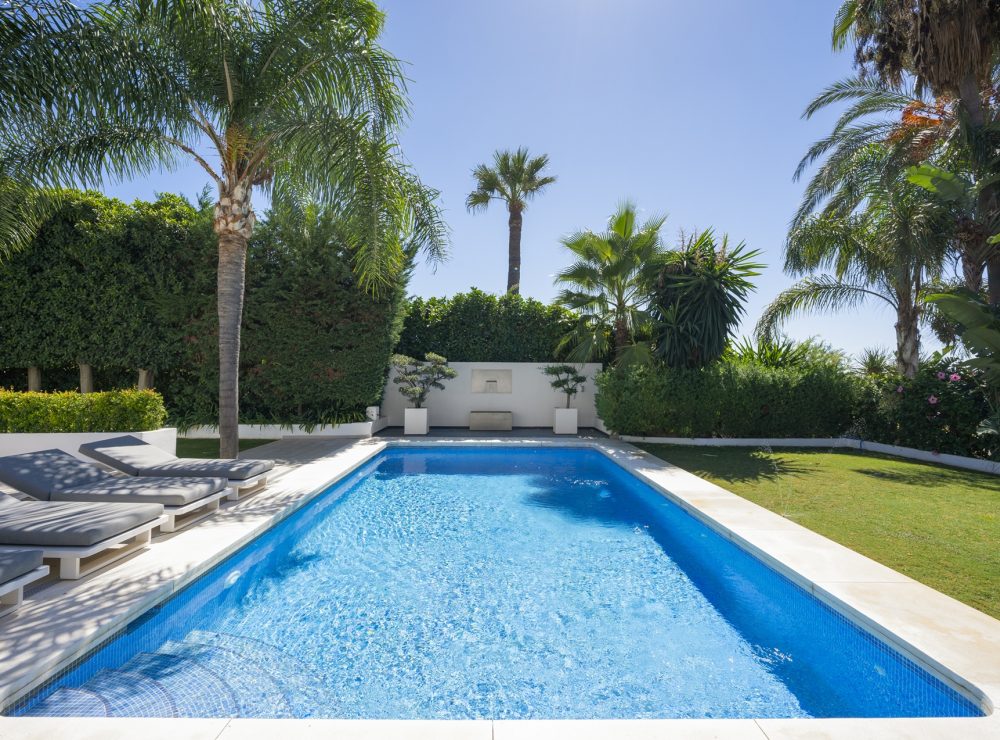 Villa Elegante Los Naranjos Golf Nueva Andalucia Marbella