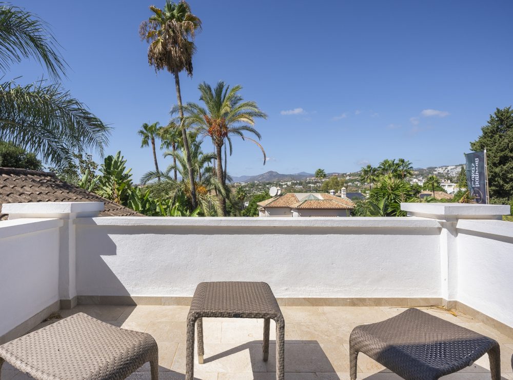 Villa Elegante Los Naranjos Golf Nueva Andalucia Marbella