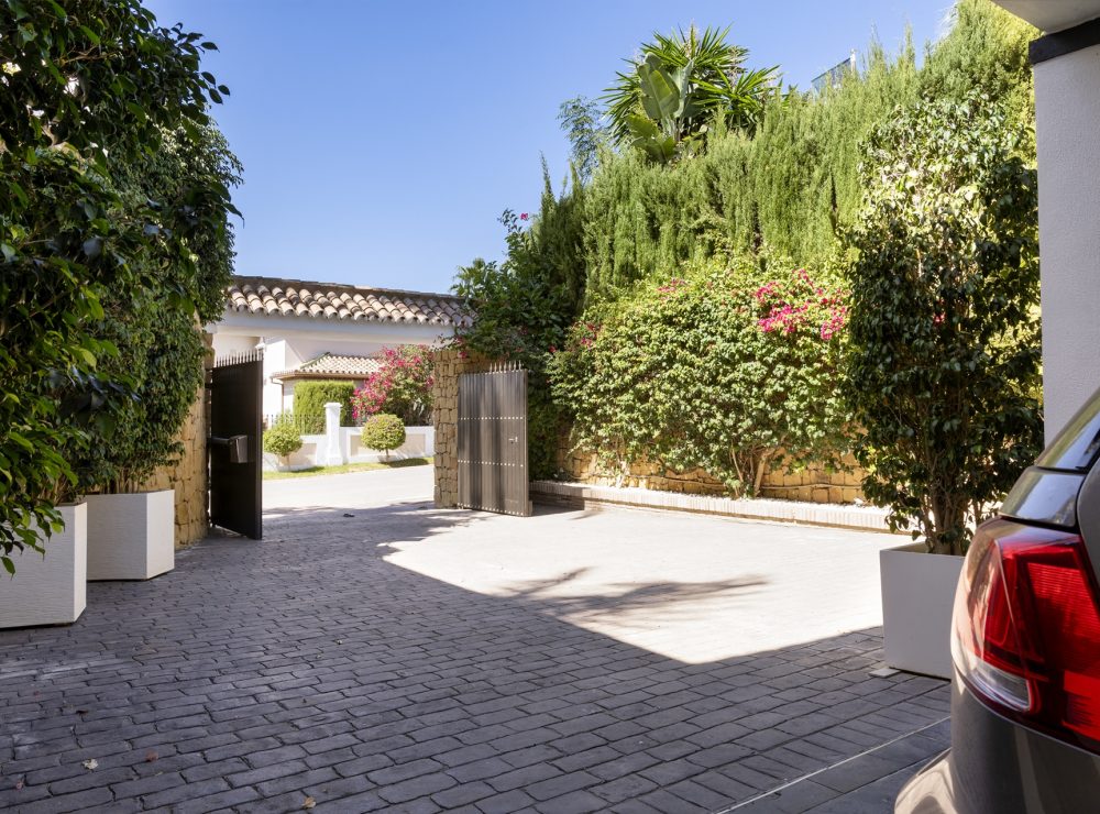 Villa Elegante Los Naranjos Golf Nueva Andalucia Marbella