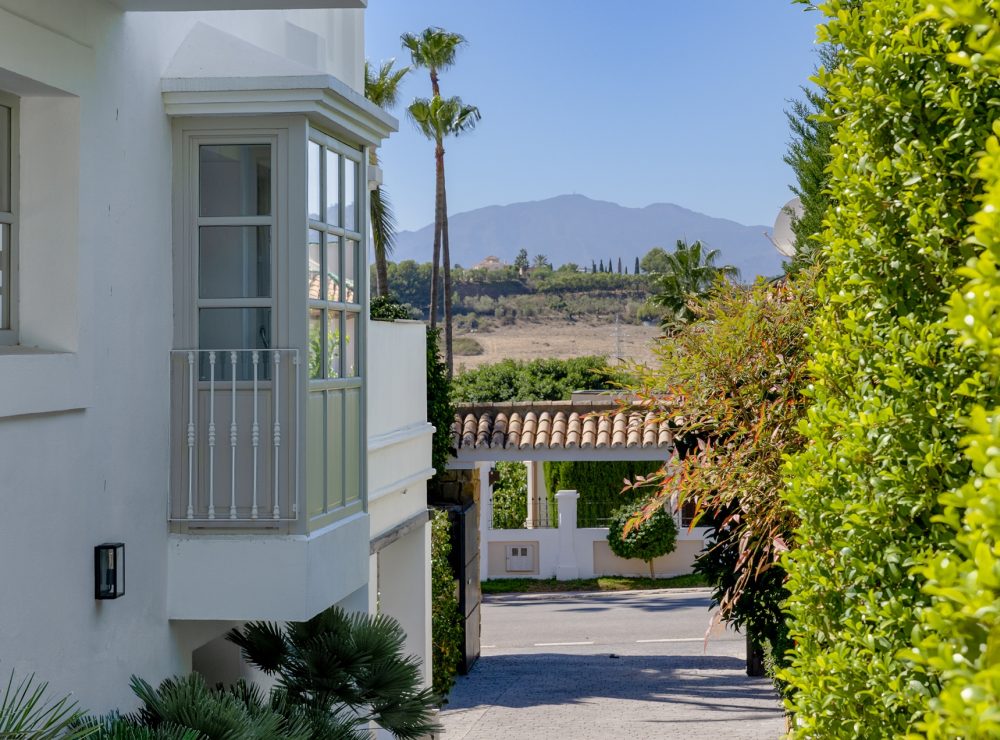 Villa Elegante Los Naranjos Golf Nueva Andalucia Marbella