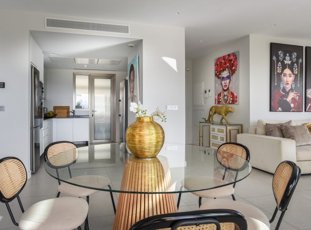 Penthouse Las Mesas Estepona Marbella