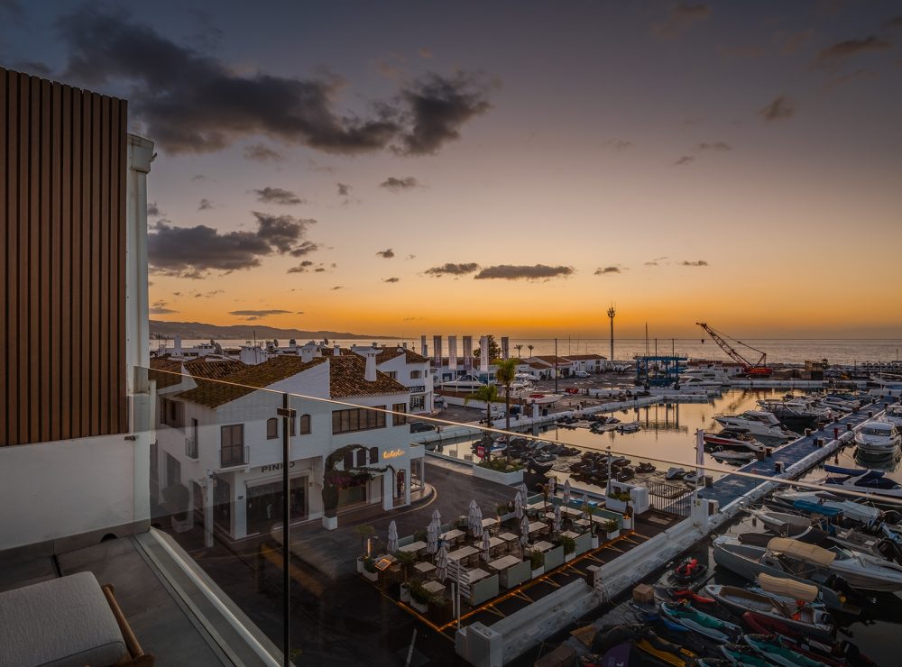 Duplex penthouse Puerto Banus Marbella