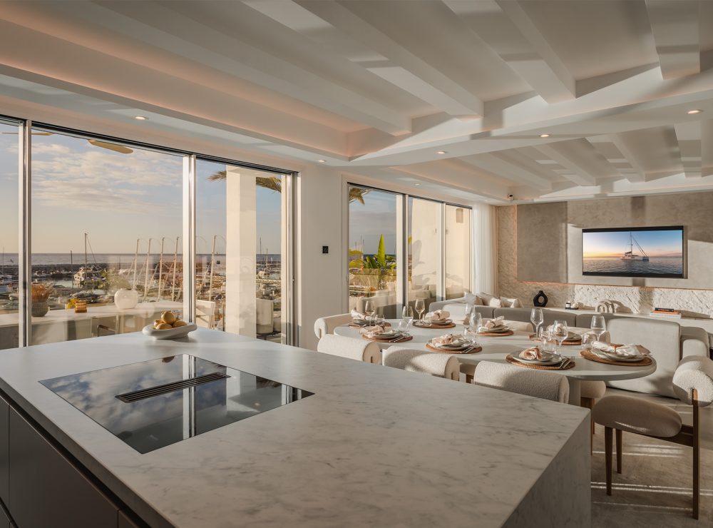Duplex penthouse Puerto Banus Marbella