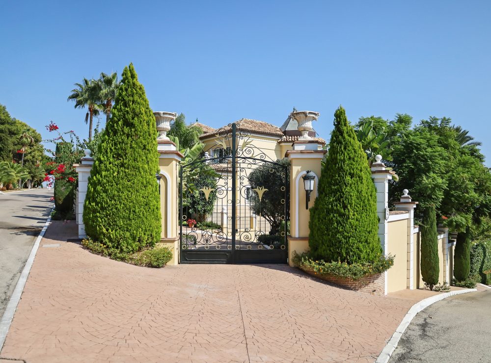 Palaceta villa paraiso alto benahavis marbella