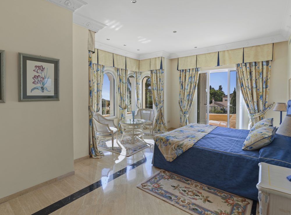 Palaceta villa paraiso alto benahavis marbella