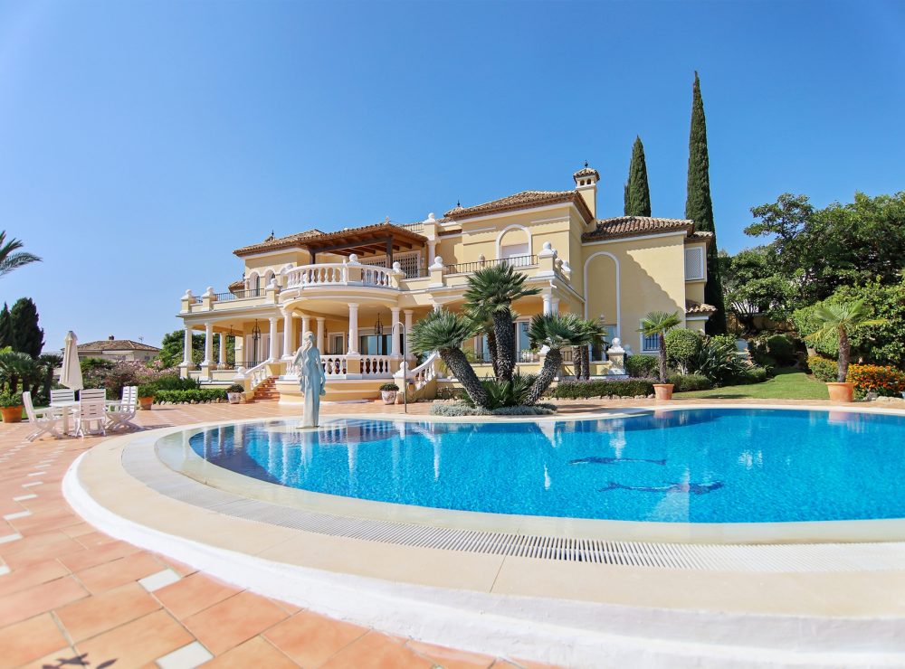 Palaceta villa paraiso alto benahavis marbella