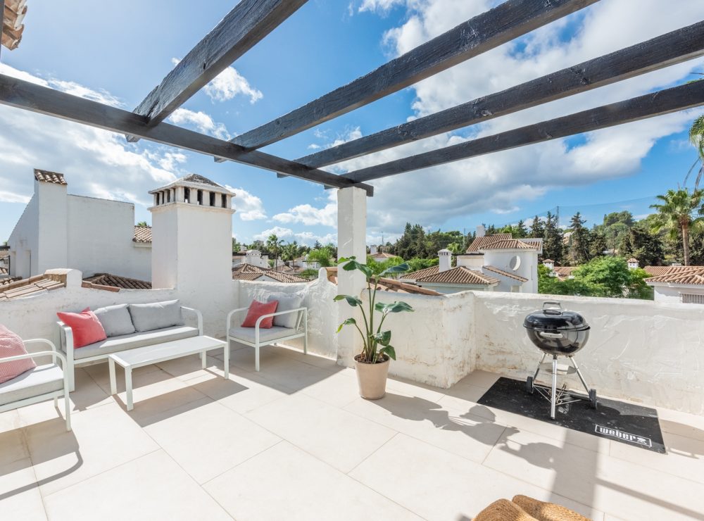 Penthouse Los Naranjos Nueva Andalucia Marbella