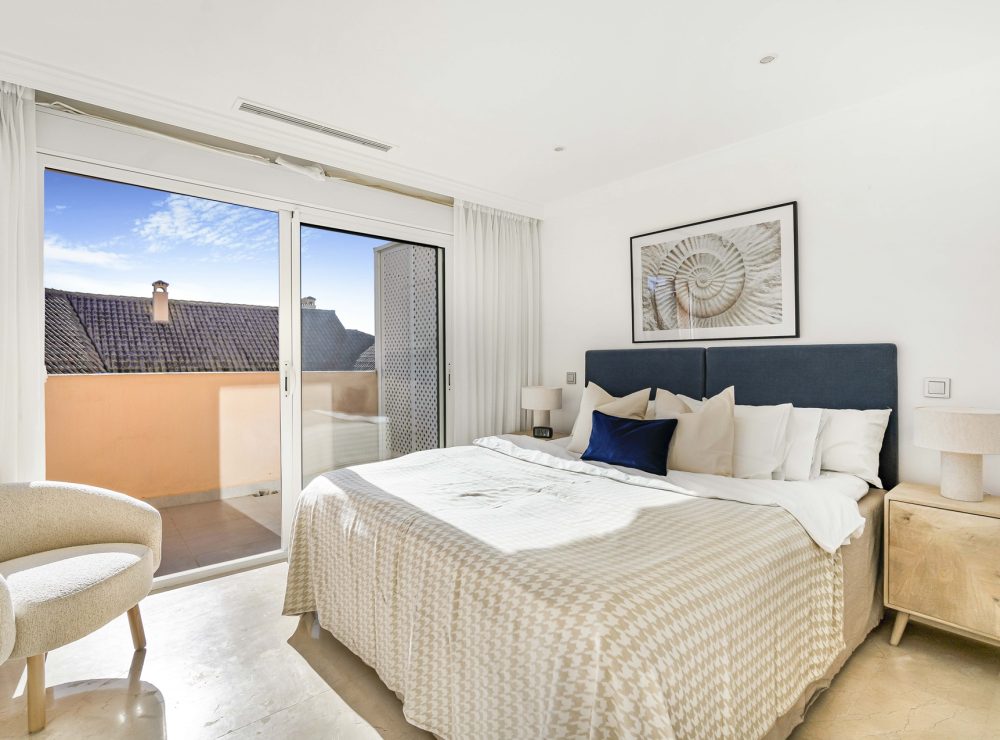 Duplex penthouse Aloha Hill Club Nueva Andalucia Marbella