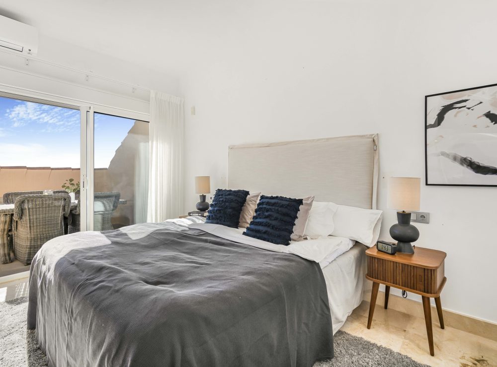 Duplex penthouse Aloha Hill Club Nueva Andalucia Marbella