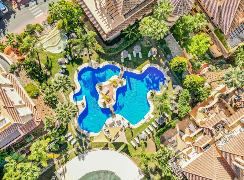 Duplex penthouse Aloha Hill Club Nueva Andalucia Marbella