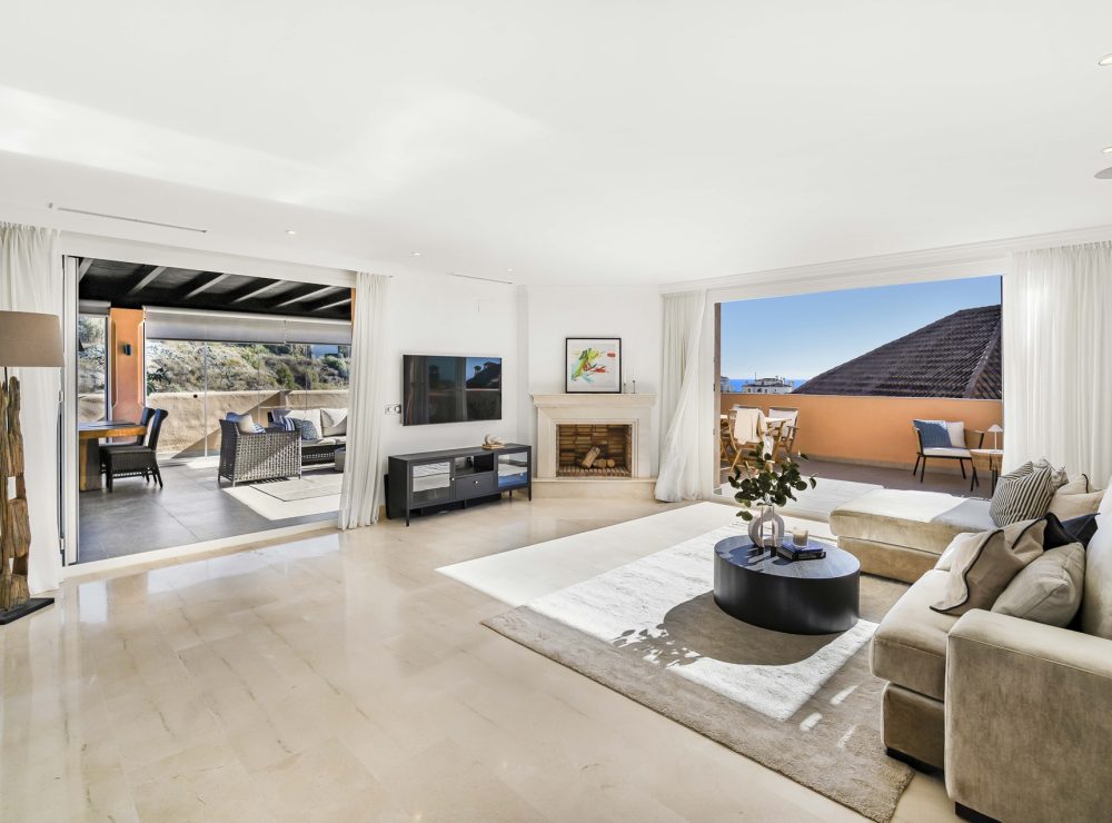 Duplex penthouse Aloha Hill Club Nueva Andalucia Marbella
