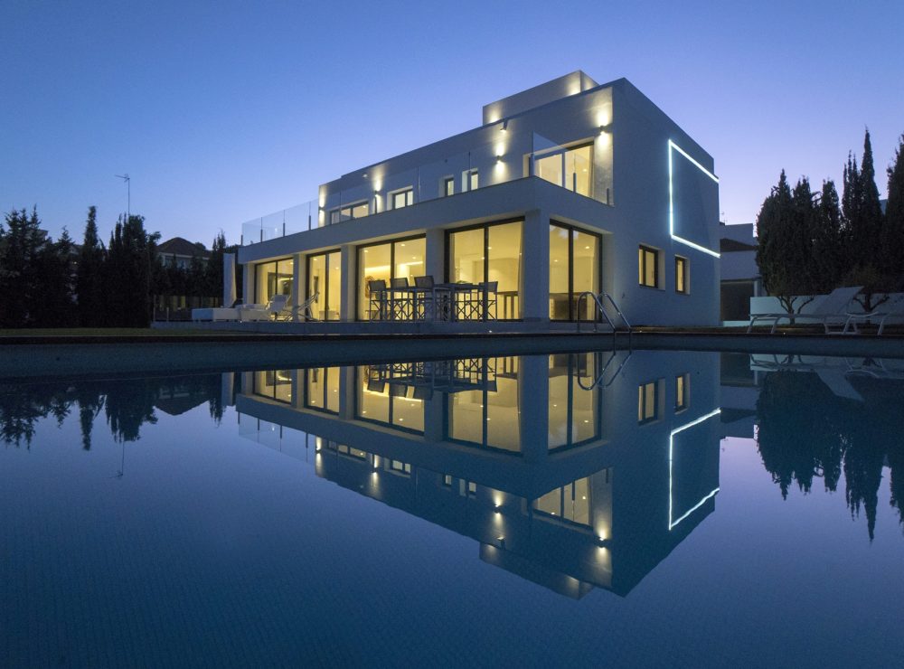 Villa Lisboa Lagomar Nueva Andalucia Marbella