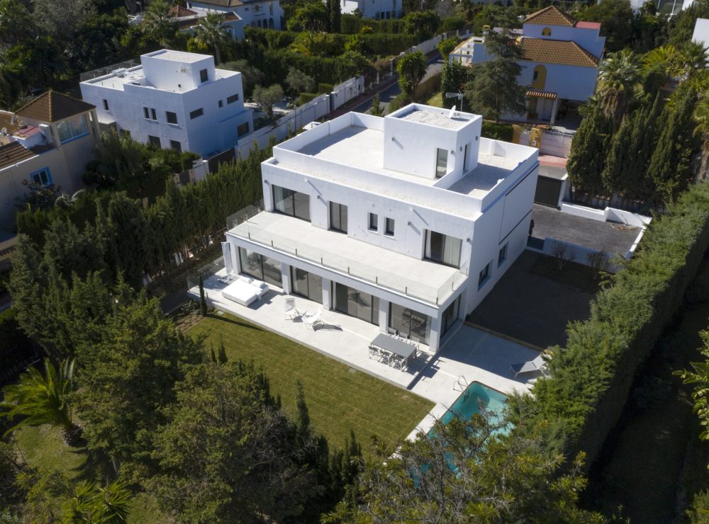 Villa Lisboa Lagomar Nueva Andalucia Marbella