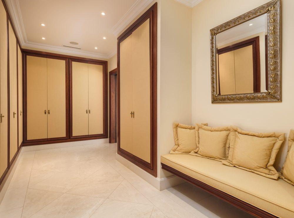 Marbella Hill Club golden mile villa larotonda