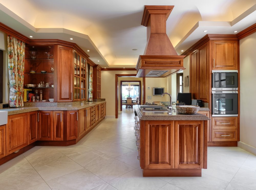 Marbella Hill Club golden mile villa larotonda