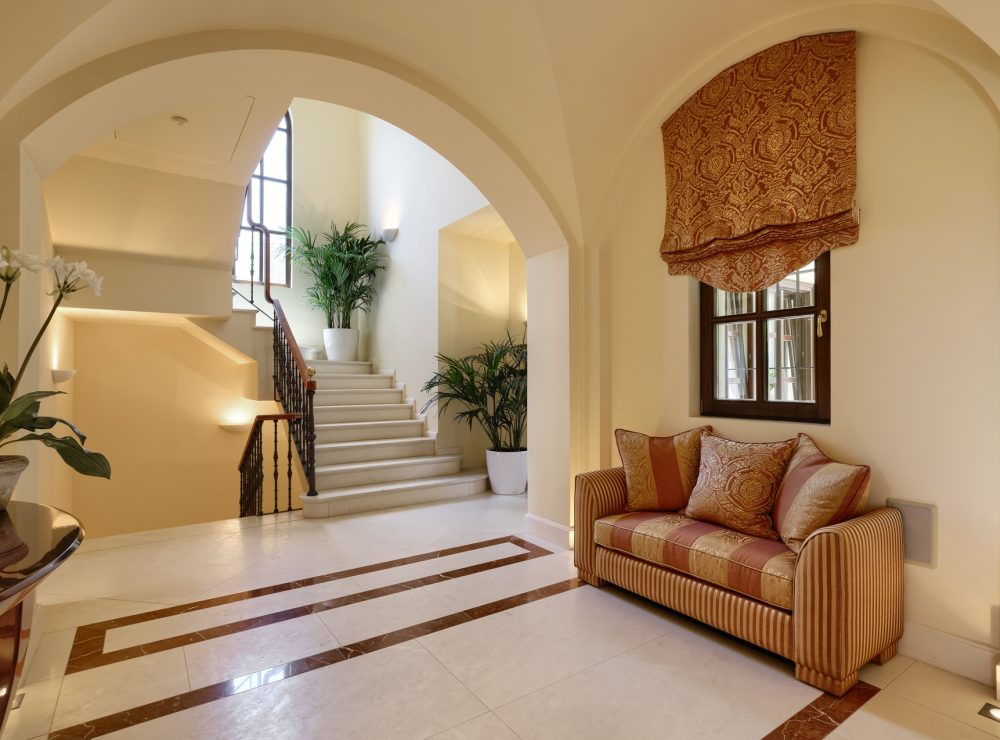Marbella Hill Club golden mile villa larotonda