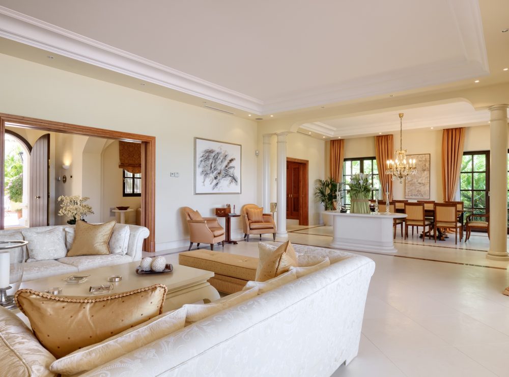 Marbella Hill Club golden mile villa larotonda