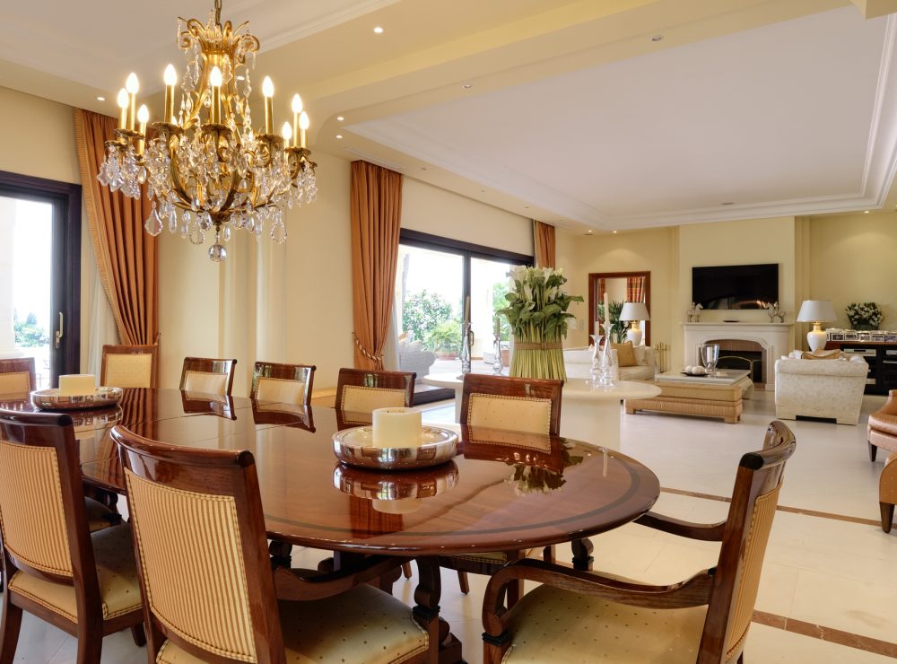 Marbella Hill Club golden mile villa larotonda