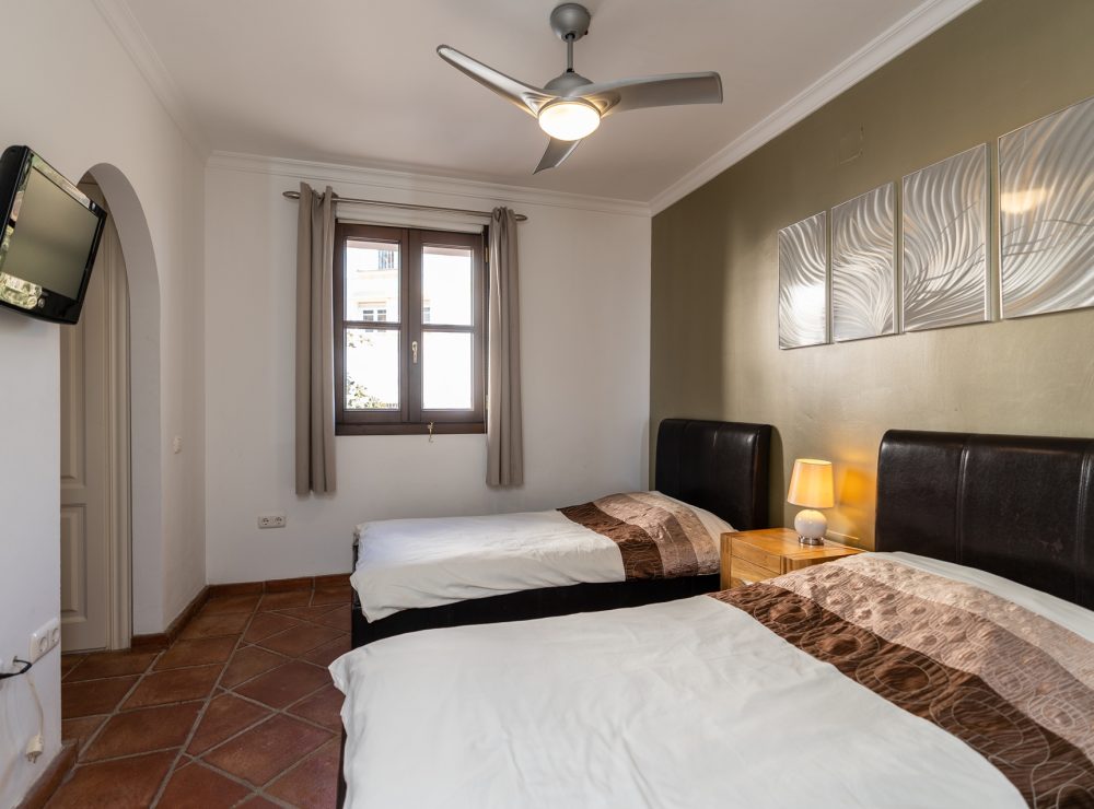Townhouse La Heredia Benahavis Marbella private pool