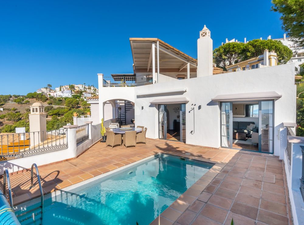 Townhouse La Heredia Benahavis Marbella private pool