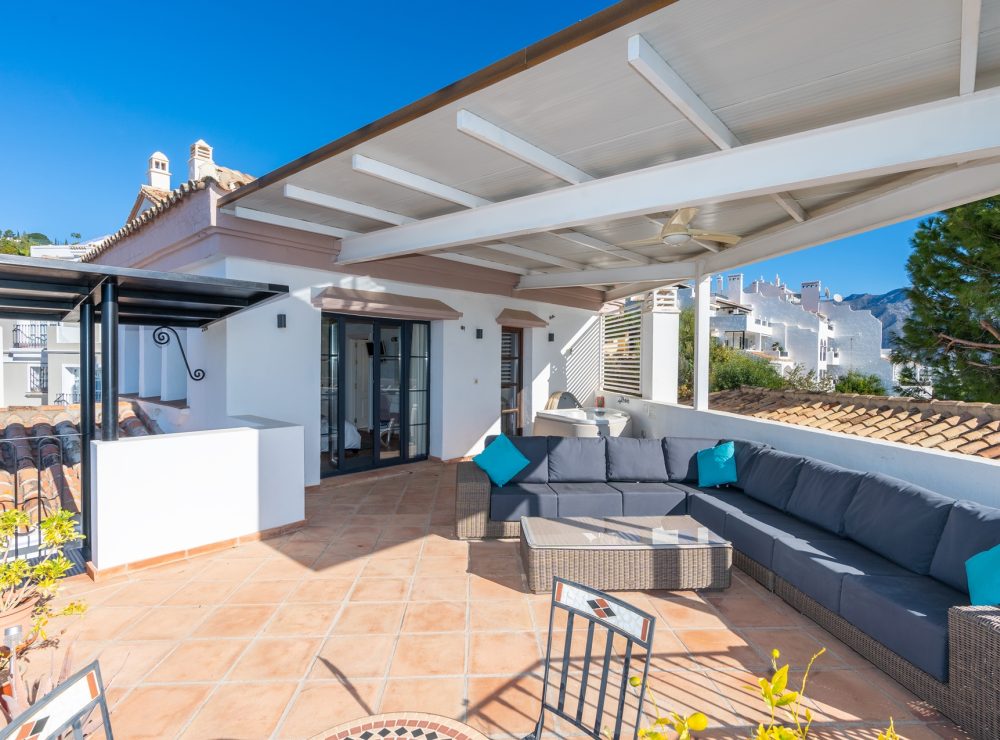 Townhouse La Heredia Benahavis Marbella private pool