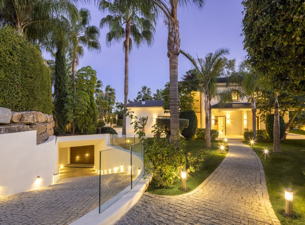 Villa Aura Nueva Andalucia Marbella