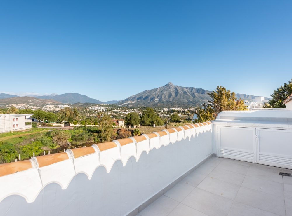 Penthouse Dolores private pool El Dorado Nueva Andalucia Marbella