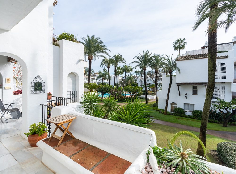 Alcazaba Beach Apartment New Golden Mile Estepona Marbella