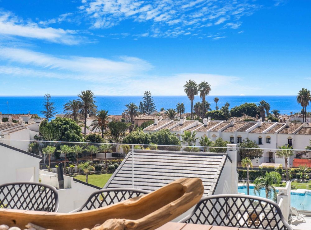 Duplex penthouse Arroyo Beach Estepona West Marbella