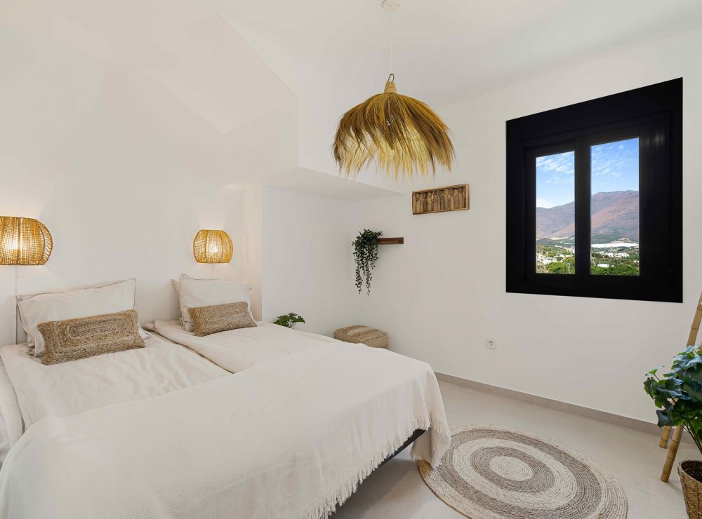 Duplex penthouse Arroyo Beach Estepona West Marbella