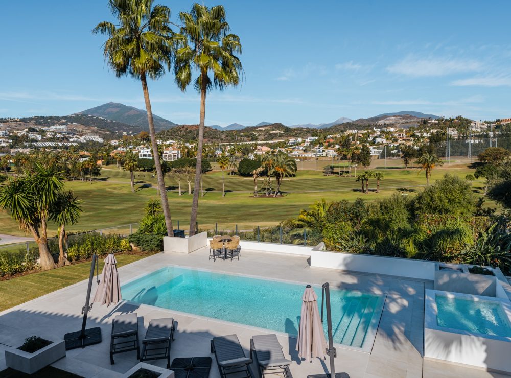 Villa The Green Los Naranjos Golf Nueva Andalucia Marbella