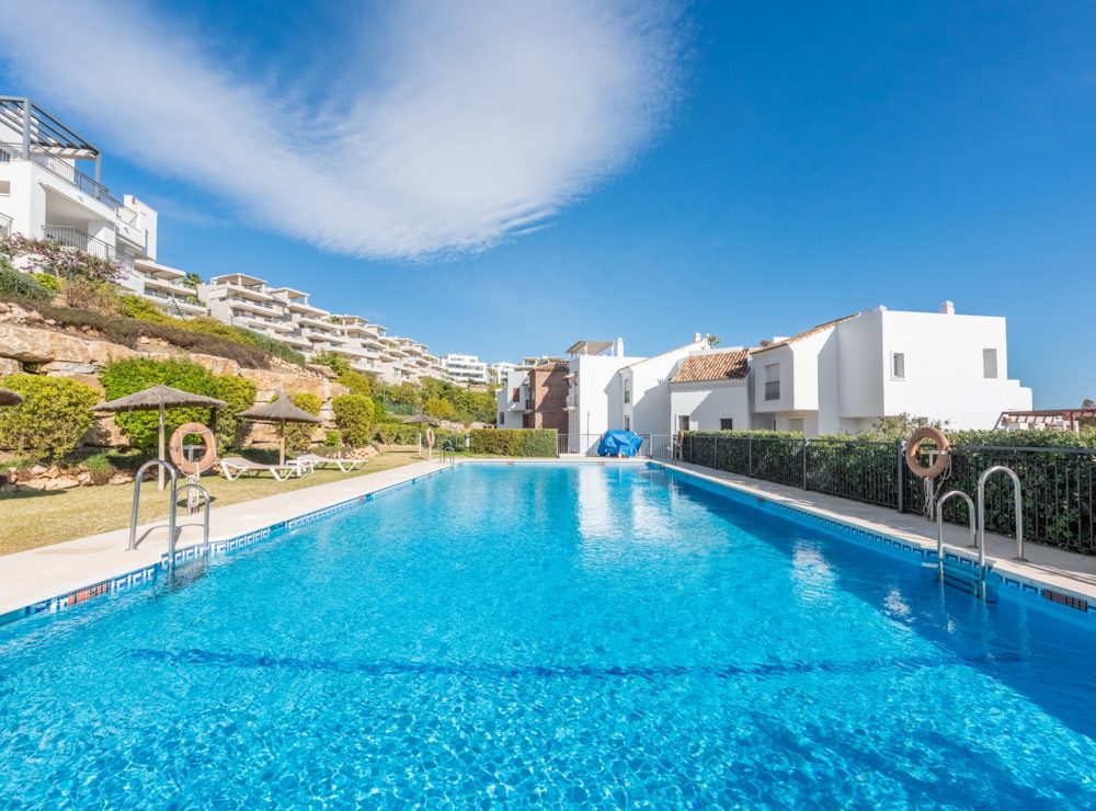 Apartment Los Robles de Los Arqueros Benahavis Marbella