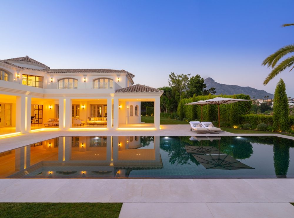 Villa Pleyades 18 Nueva Andalucia Marbella