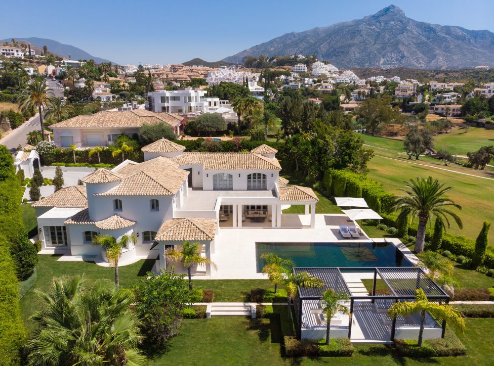 Villa Pleyades 18 Nueva Andalucia Marbella