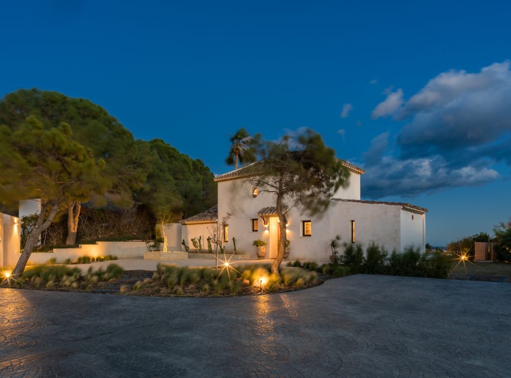 Villa The Retreat sea views Estepona Hills Altos de Estepona Marbella