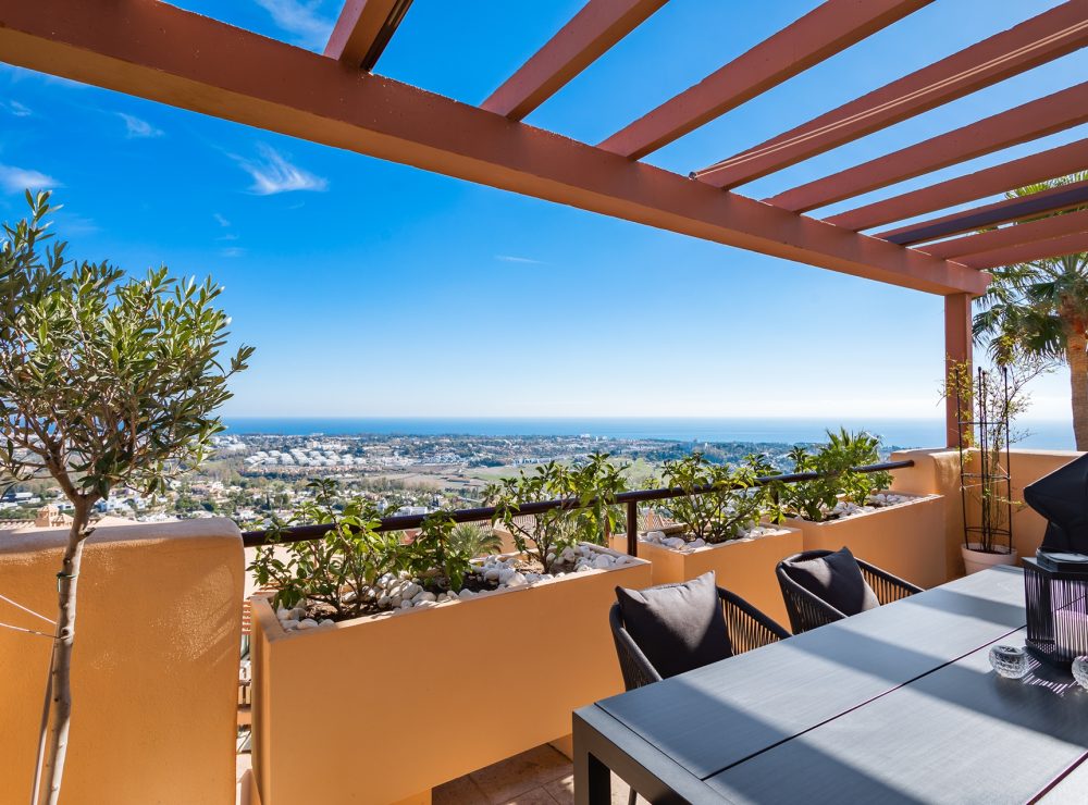 Penthouse Hacienda del Senorio de Cifuentes La Alqueria Benahavis Marbella