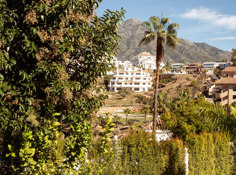 Villa Hill Club 38  Los Naranjos Hill Club Nueva Andalucia Marbella