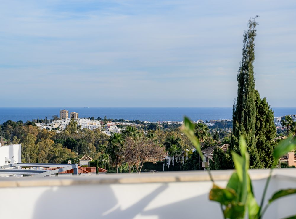 Duplex penthouse Aloha Royal Nueva Andalucia Marbella