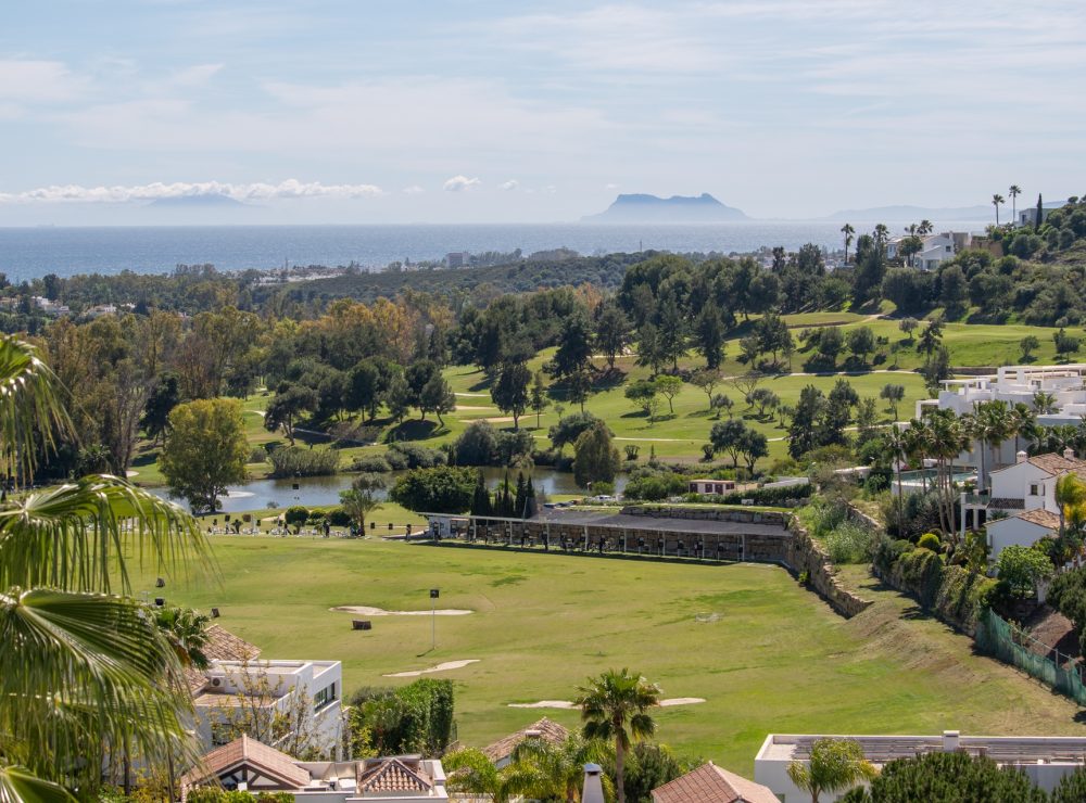 Duplex penthouse Lomas del Marques Benahavis Marbella