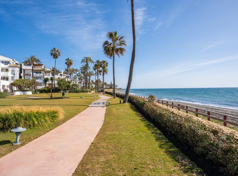 Penthouse Alcazaba Beach New Golden Mile Estepona Marbella