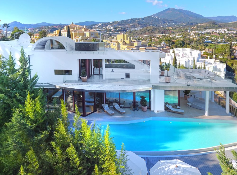 Villa Casa Blanca Nueva Andalucia Marbella