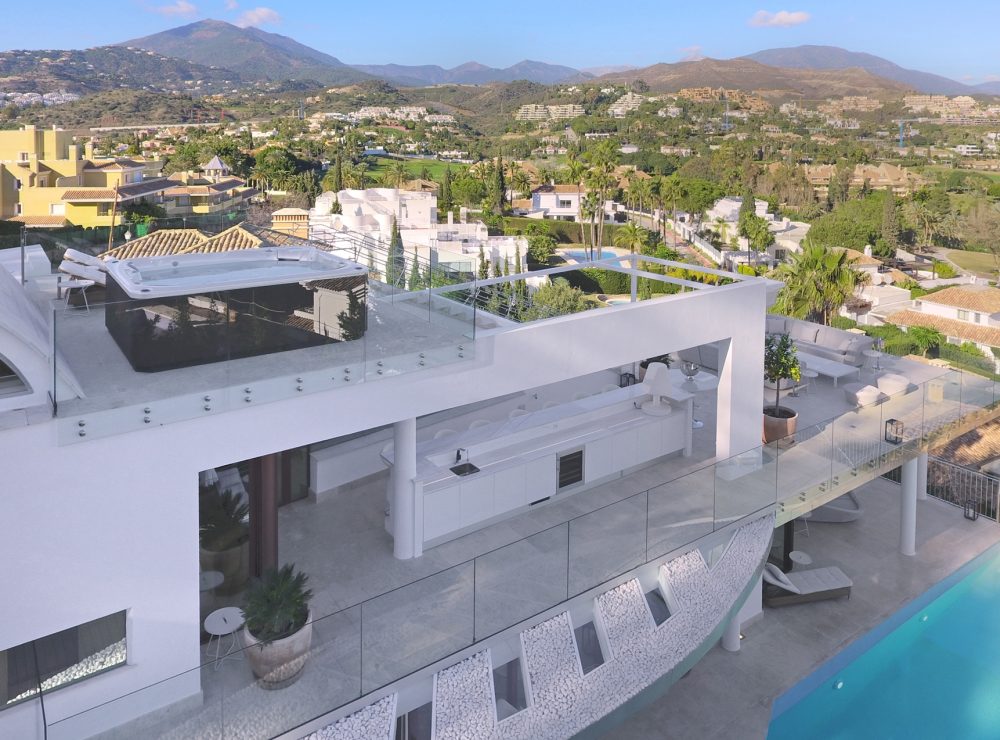 Villa Casa Blanca Nueva Andalucia Marbella