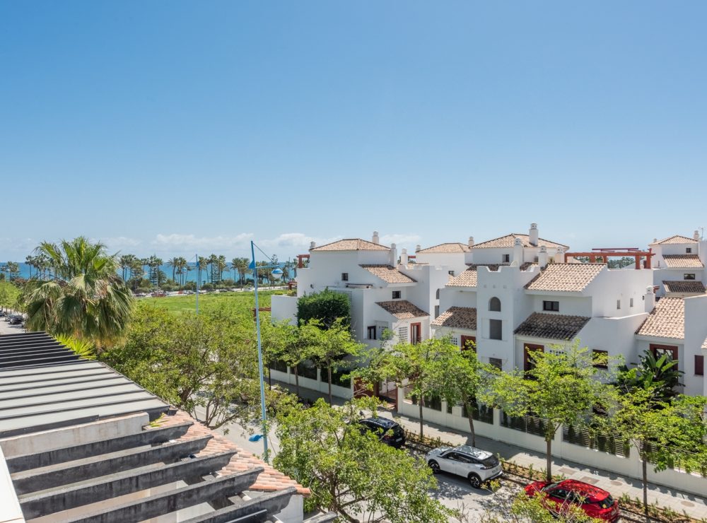 Duplex penthouse beachside San Pedro de Alcantara Marbella