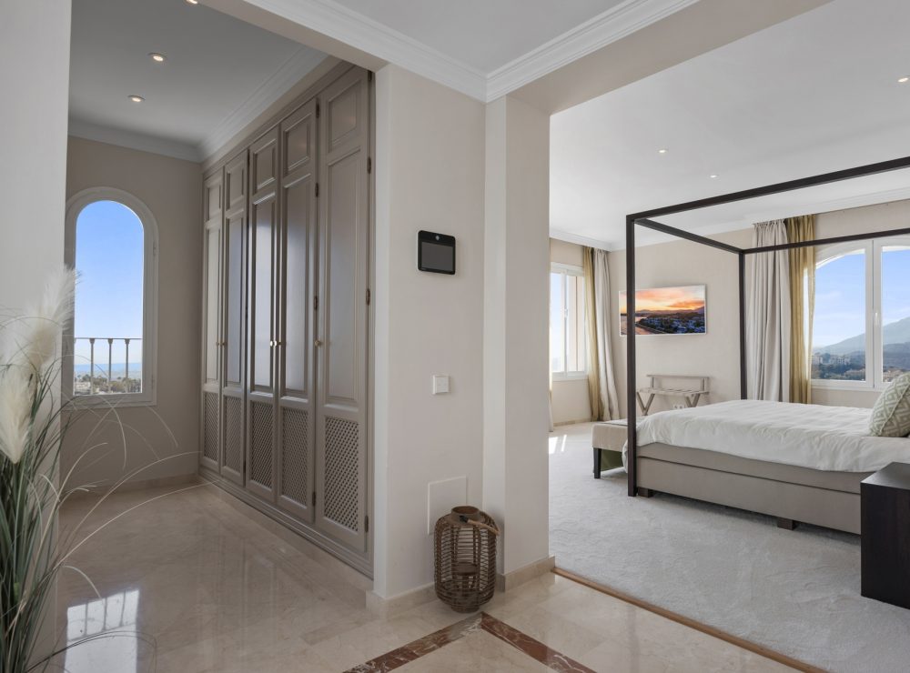 Duplex Penthouse La Heredia Las Colinas Benahavis Marbella